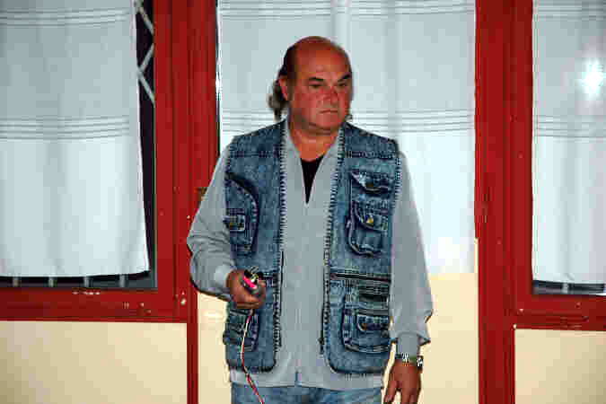 Franco si è ben piazzato con il suo Peugeottino 206